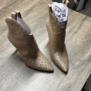 Jessica Simpson booties 8.5
